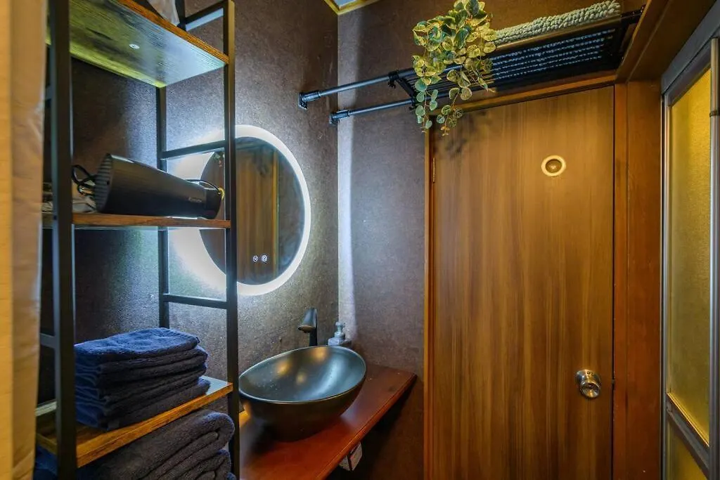 Premier Suite Nishiazabu Roppongi Front Tokyo 0*,  Japan