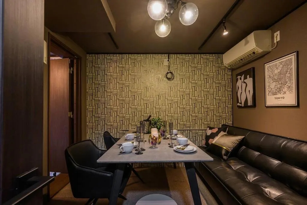 Premier Suite Nishiazabu Roppongi Front Tokyo Apartment